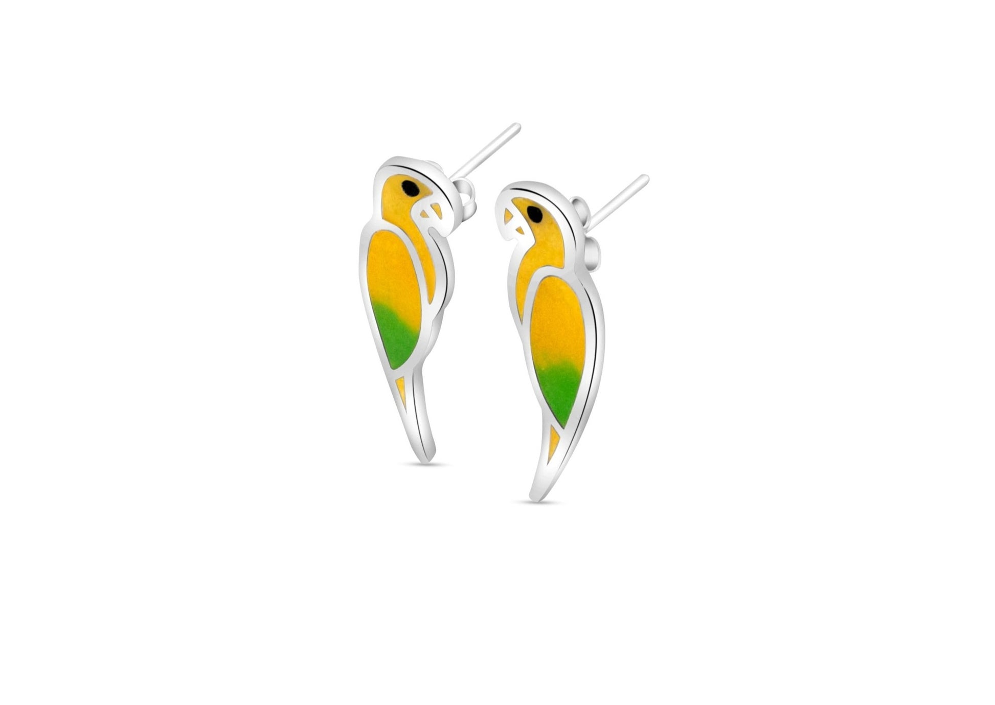 Silver jubá macaw earrings, with vibrant green and yellow inlay, display a commitment to sustainable craftsmanship