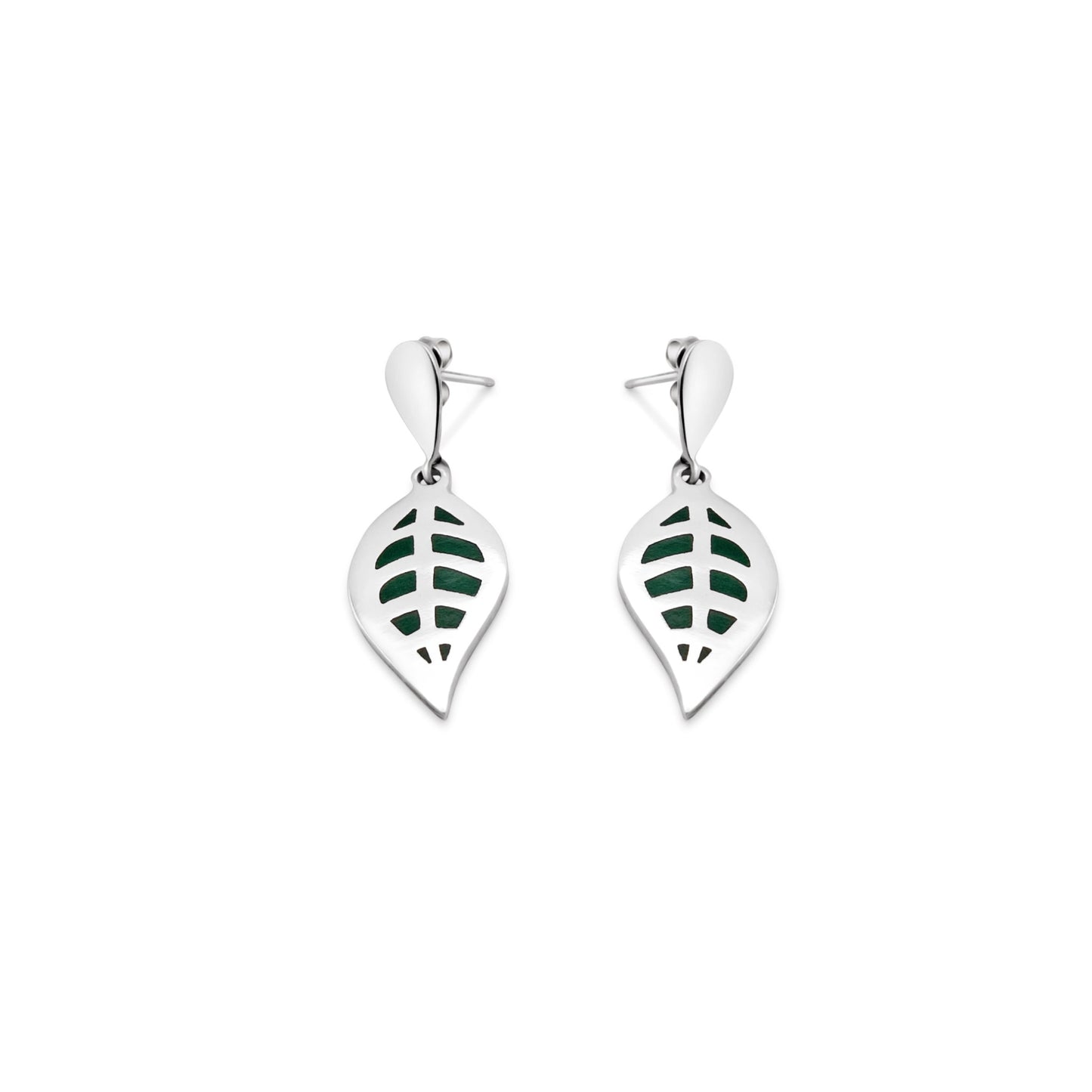 950 silver leaf-design earrings with green inlay, handcrafted and sustainable.